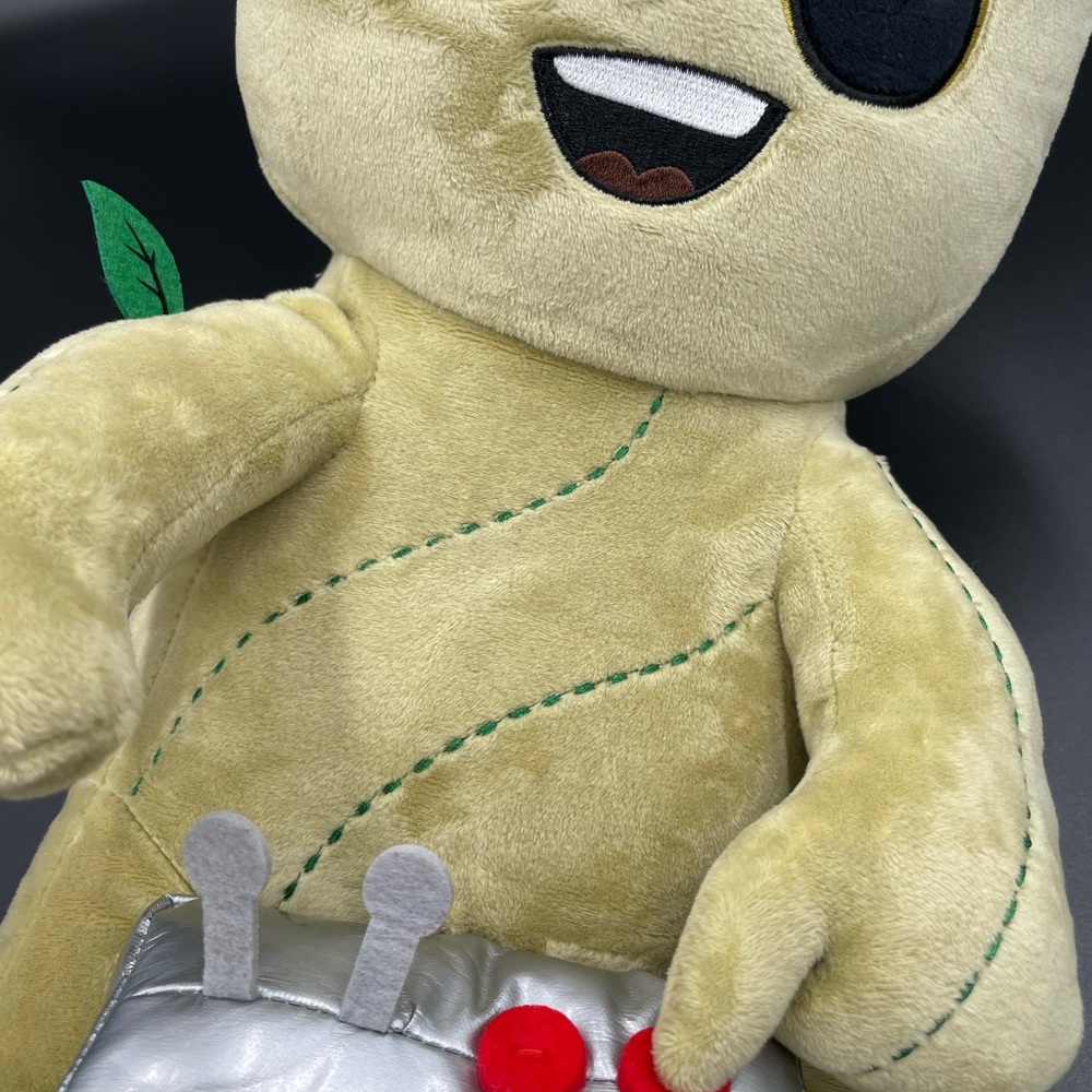 Marvel Hugme Groot With Push Button - Picture 6 of 6